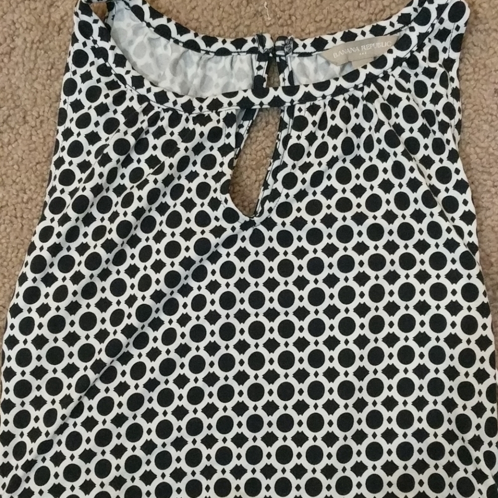 Dress - Picture 4 of 4